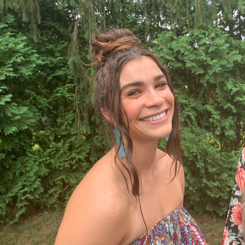 Meet your Posher, Rose